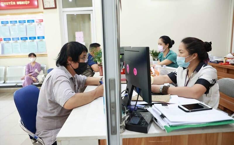 Đề xuất bảo lưu tiền lương trong 06 tháng cho cán bộ sau sáp nhập tỉnh, xã