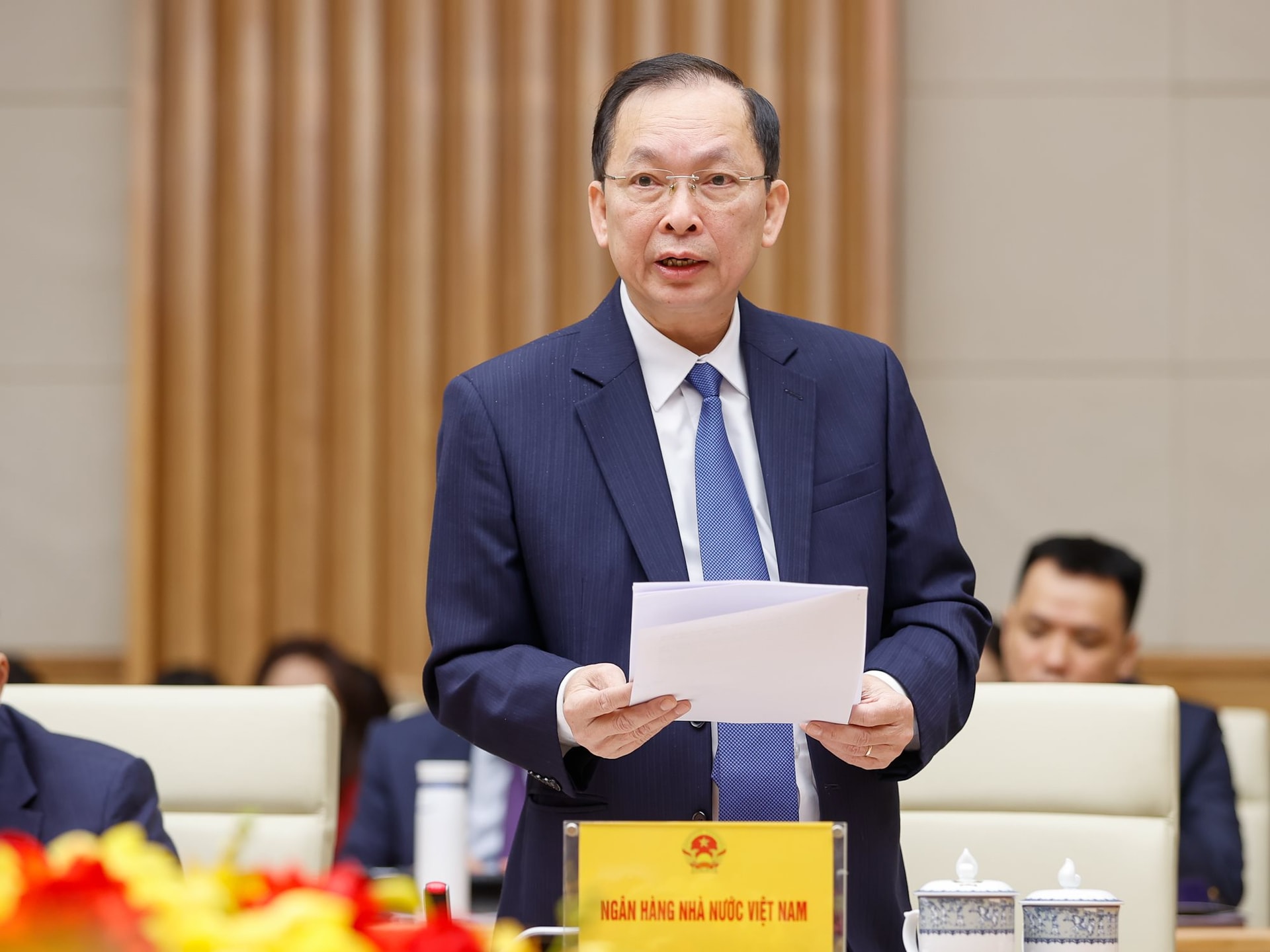 Thủ tướng chủ trì Hội nghị với các ngân hàng để thúc đẩy tăng trưởng, kiểm soát lạm phát