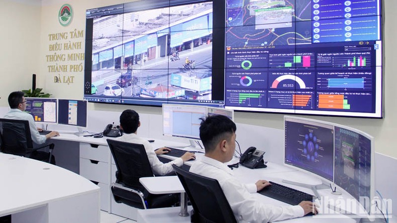Vận hành Trung tâm giám sát-điều hành giao thông thành phố Đà Lạt